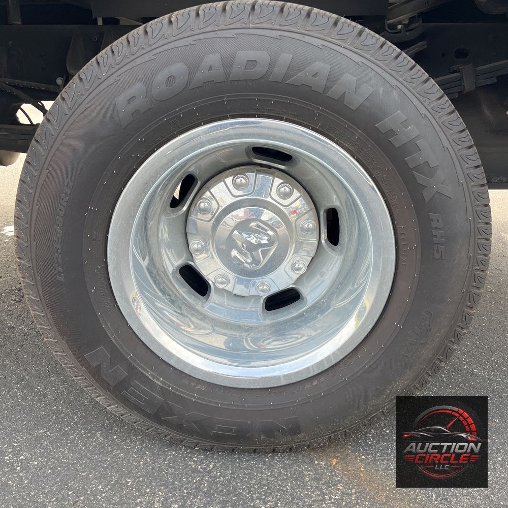 2024 Ram 3500 Cab/Chassis Tradesman