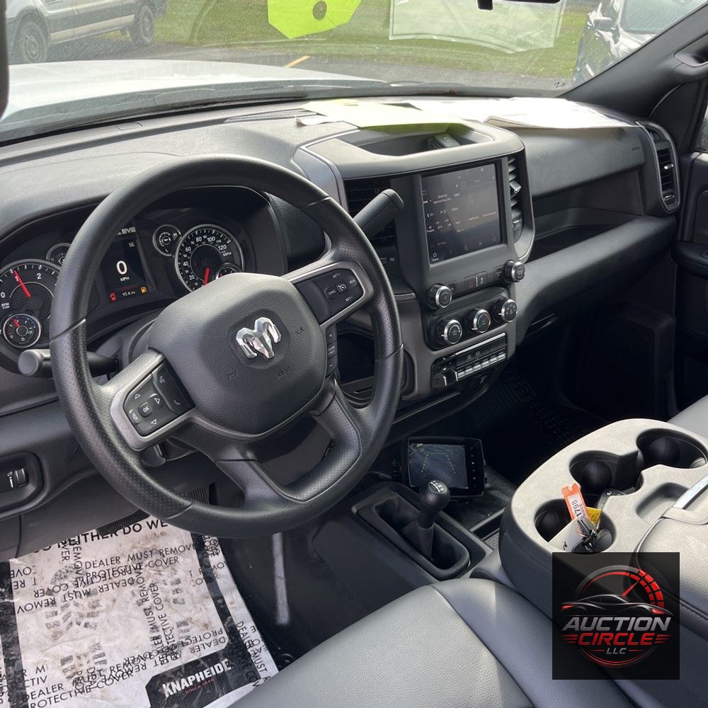 2024 Ram 3500 Cab/Chassis Tradesman