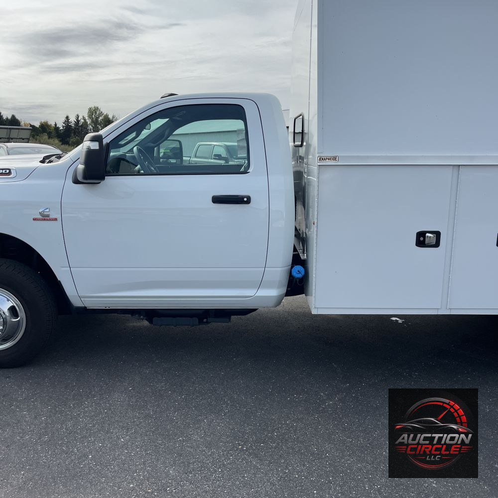 2024 Ram 3500 Cab/Chassis Tradesman