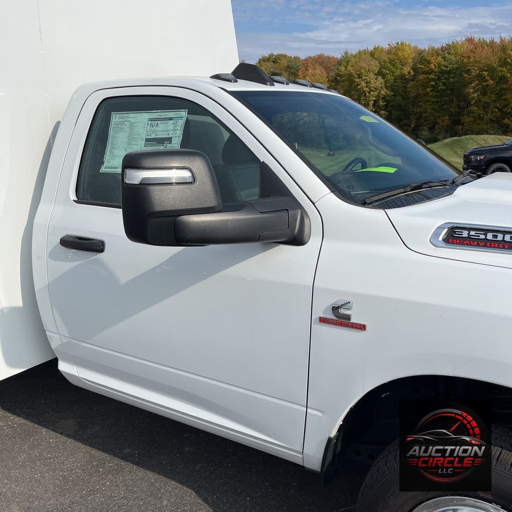 2024 Ram 3500 Cab/Chassis Tradesman
