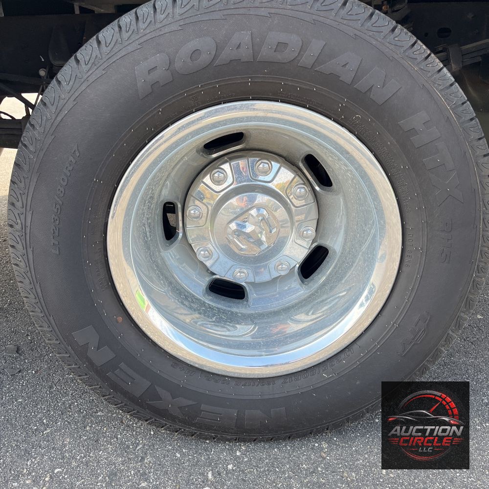 2024 Ram 3500 Cab/Chassis Tradesman