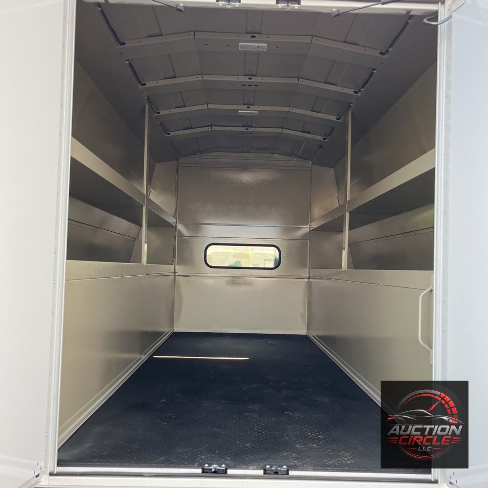2024 Ram 3500 Cab/Chassis Tradesman