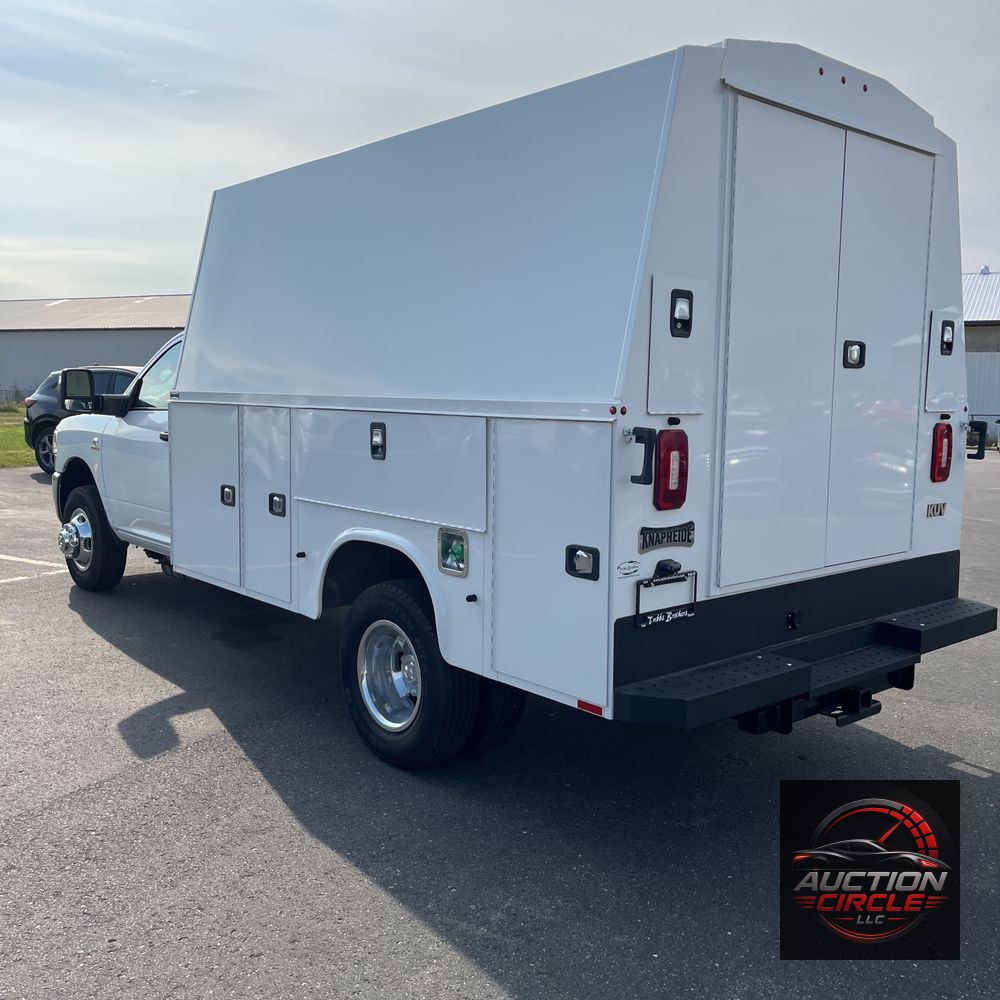 2024 Ram 3500 Cab/Chassis Tradesman