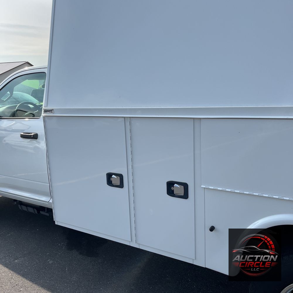 2024 Ram 3500 Cab/Chassis Tradesman