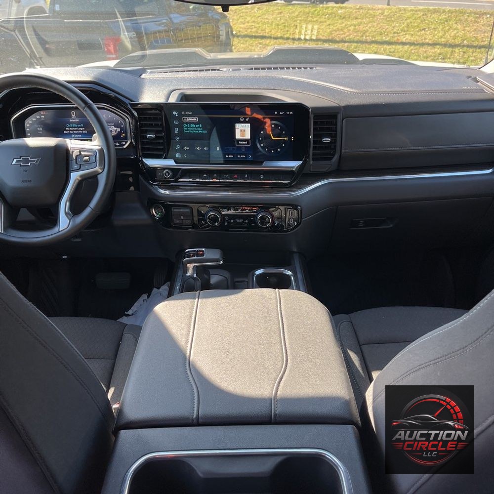 2024 Chevrolet Silverado 1500 LT Trail Boss