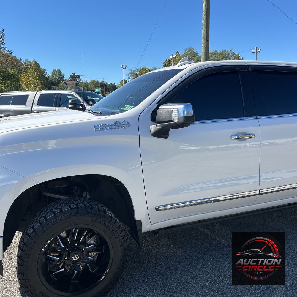 2023 Chevrolet Silverado 1500 High Country