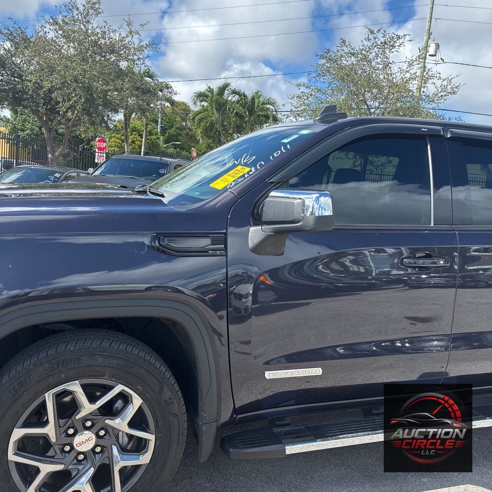 2024 GMC Sierra 1500 Elevation
