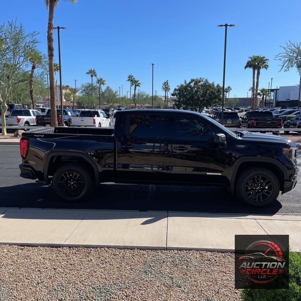 2025 GMC Sierra 1500 Elevation