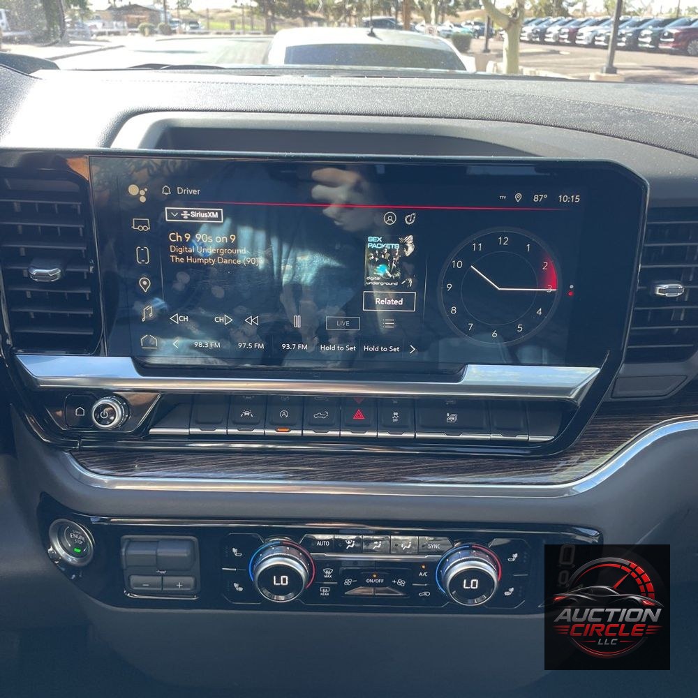 2025 GMC Sierra 1500 Elevation