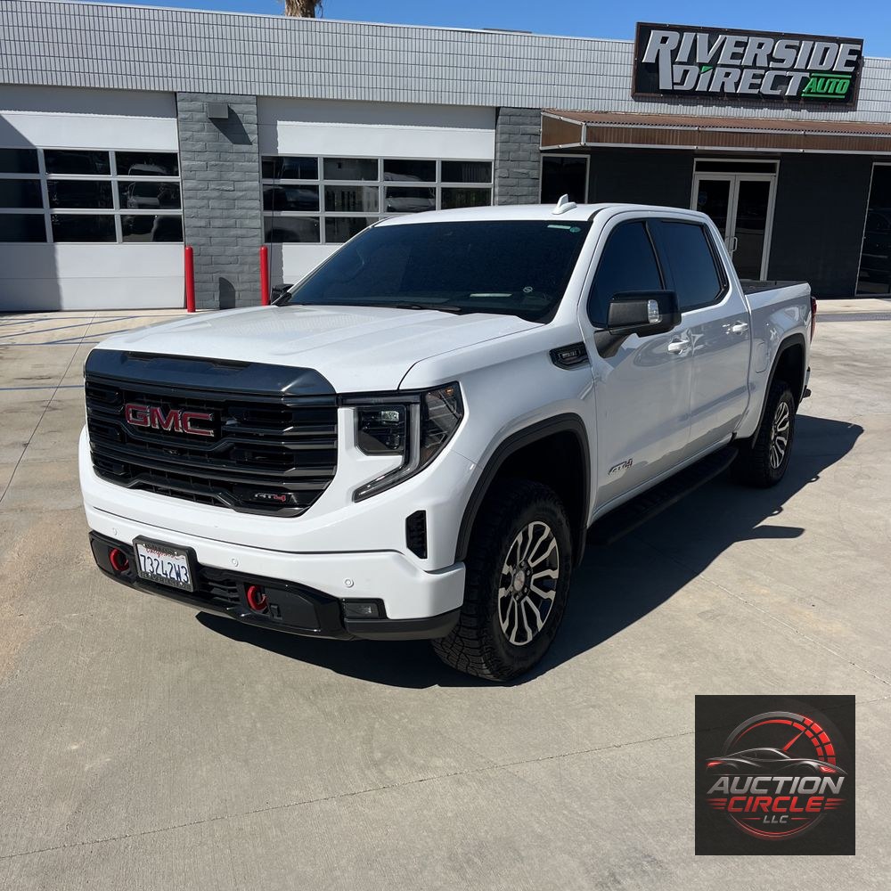 2023 GMC Sierra 1500 AT4