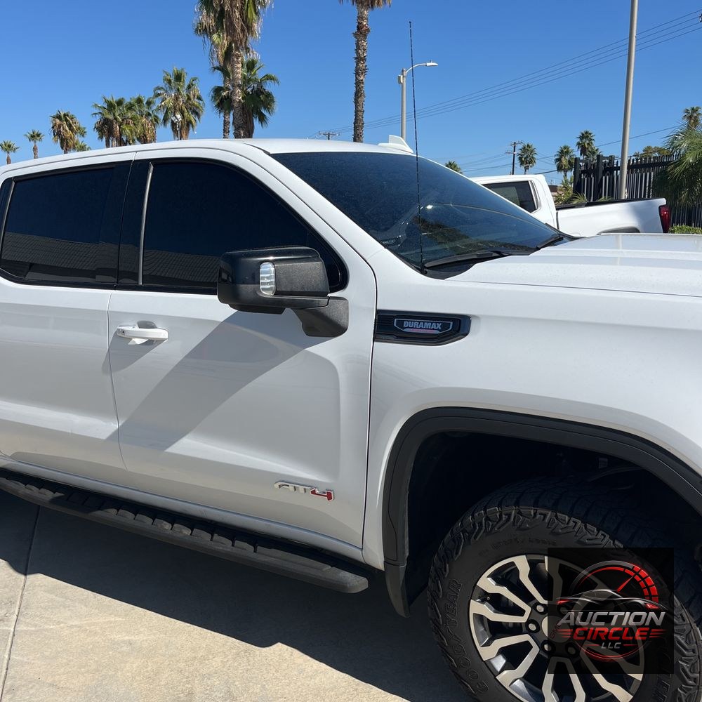 2023 GMC Sierra 1500 AT4