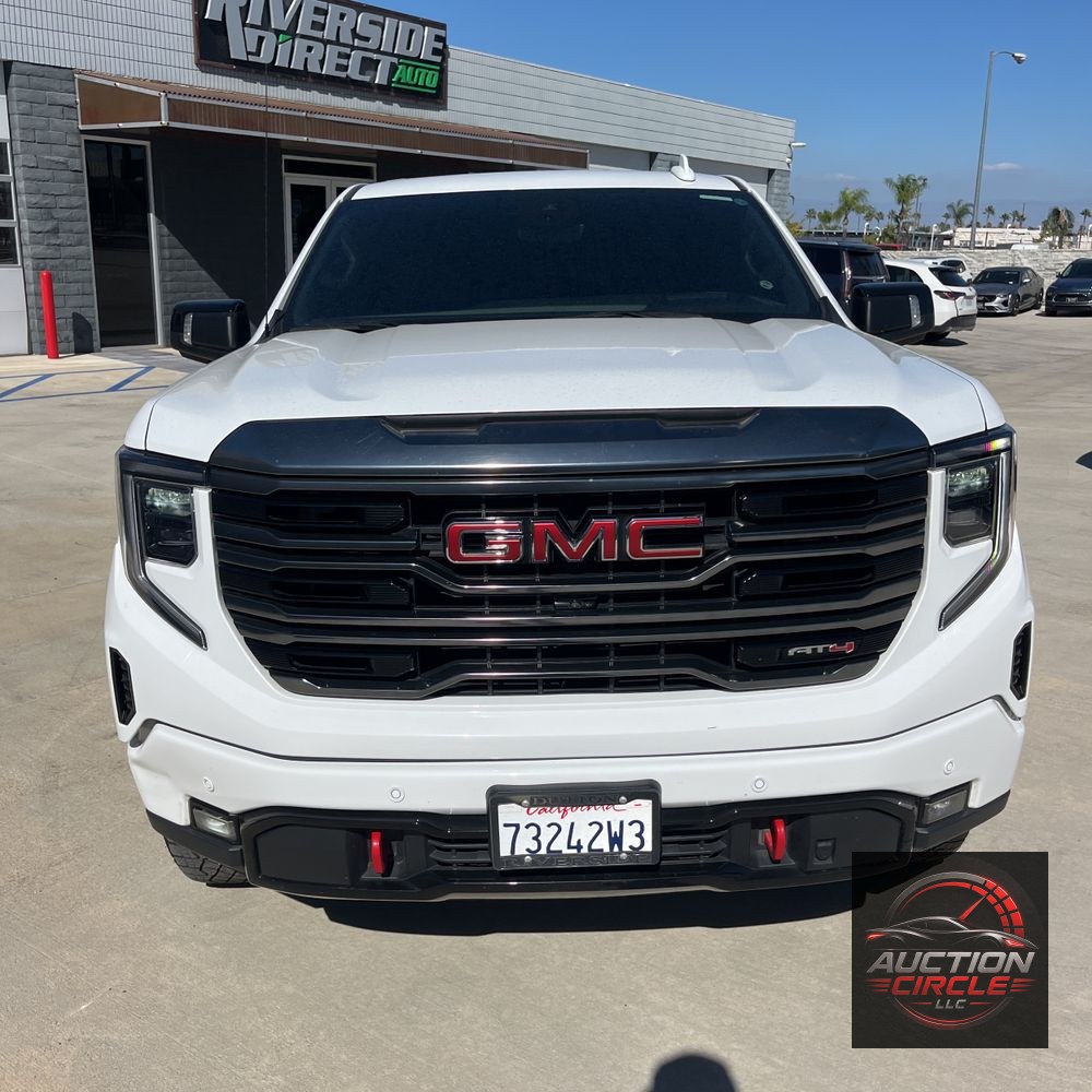 2023 GMC Sierra 1500 AT4