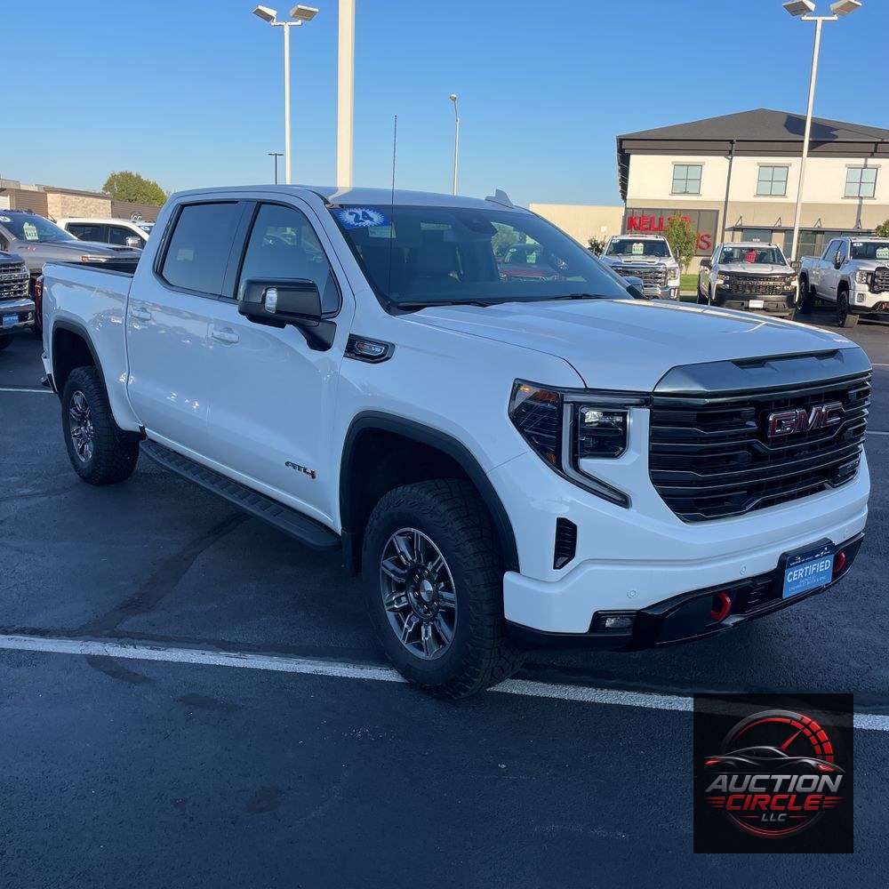2024 GMC Sierra 1500 AT4