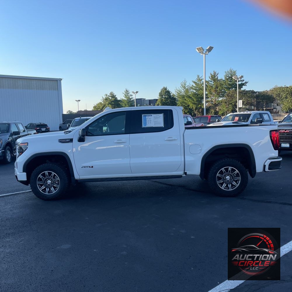 2024 GMC Sierra 1500 AT4