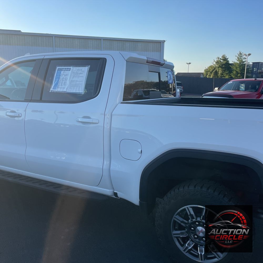 2024 GMC Sierra 1500 AT4