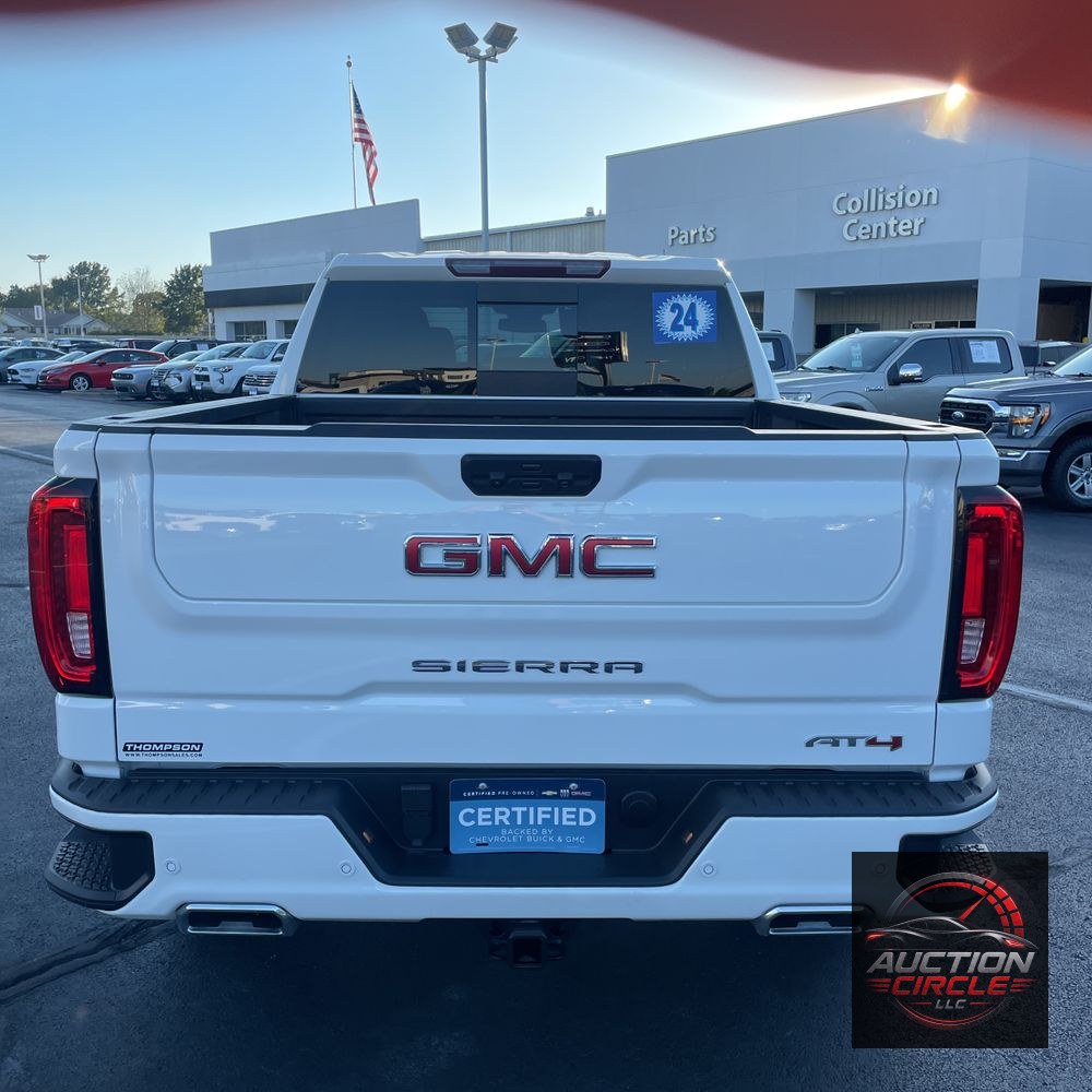 2024 GMC Sierra 1500 AT4
