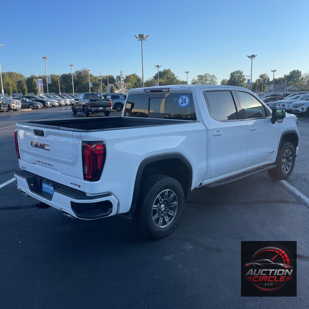 2024 GMC Sierra 1500 AT4