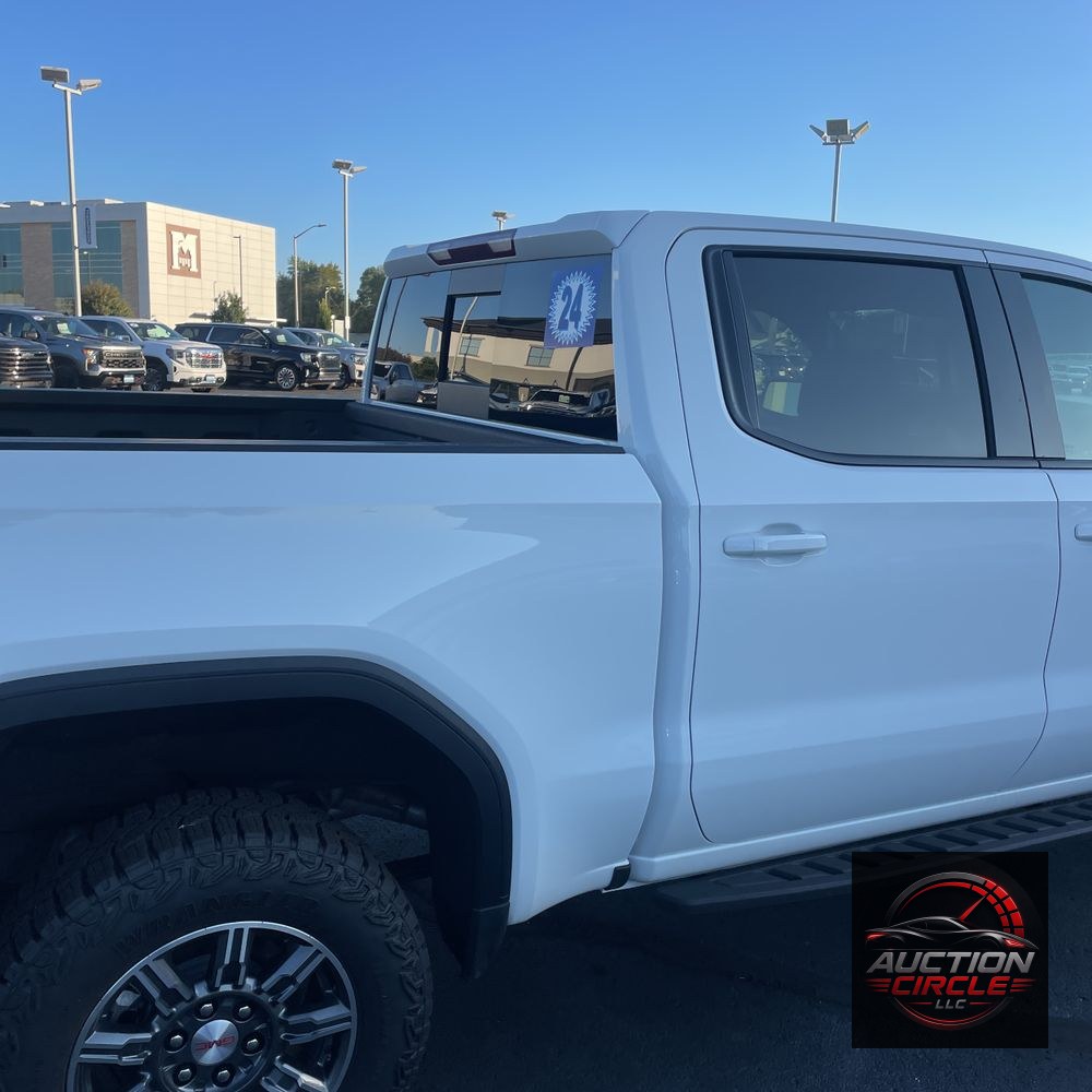2024 GMC Sierra 1500 AT4