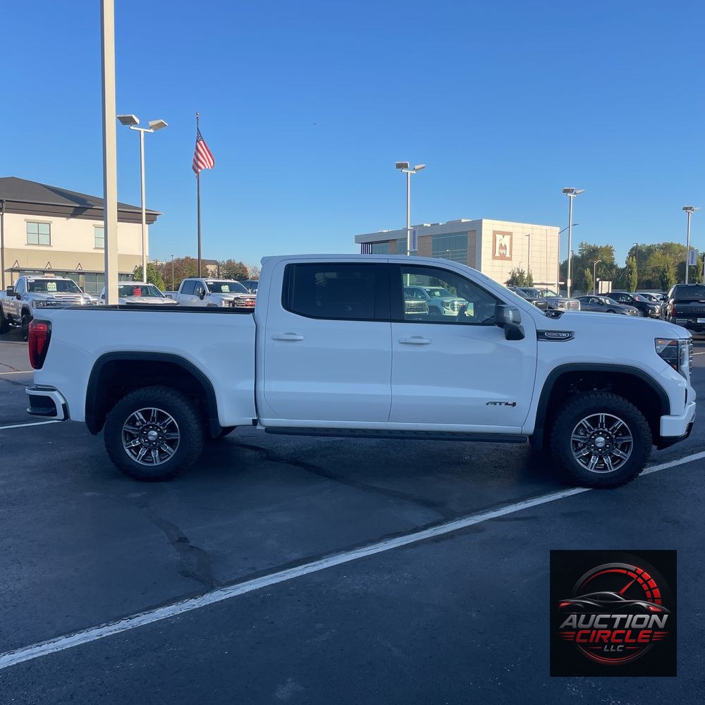 2024 GMC Sierra 1500 AT4
