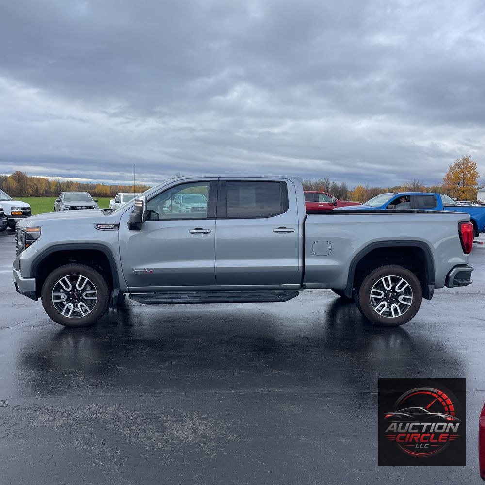 2024 GMC Sierra 1500 AT4