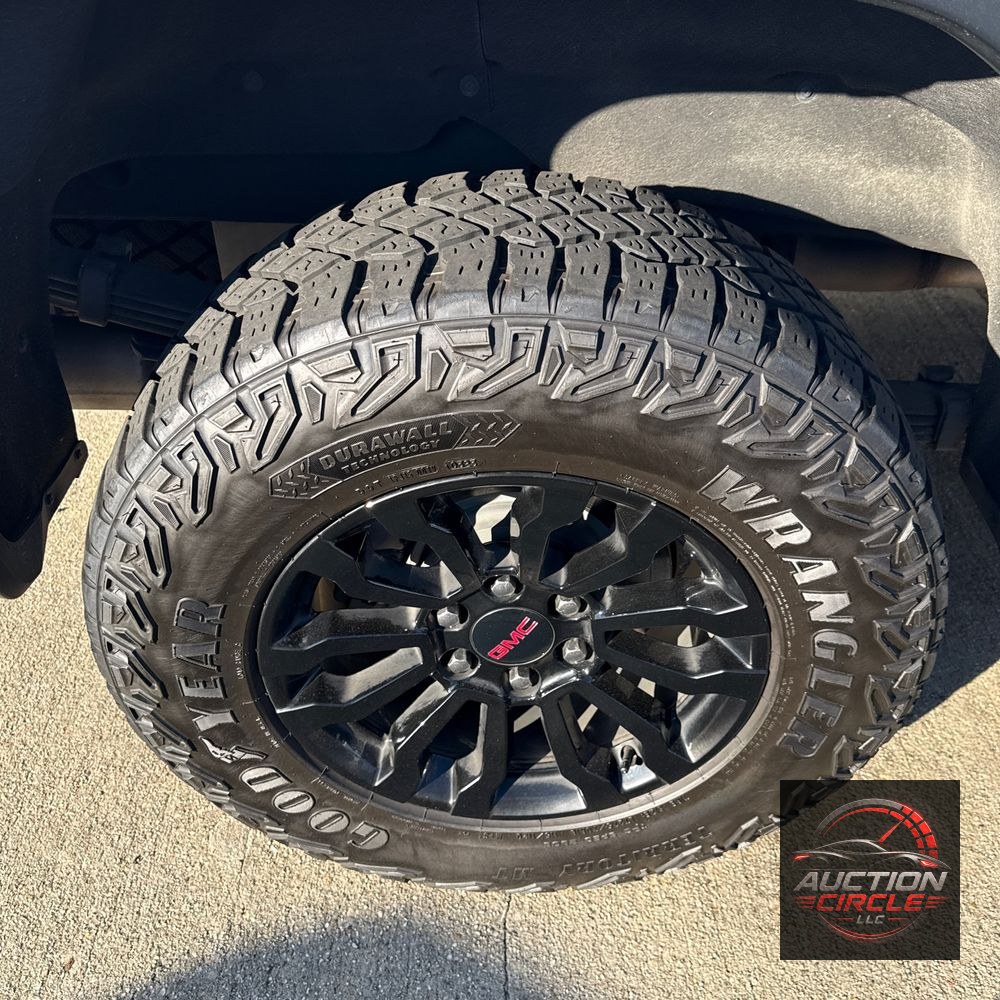 2023 GMC Sierra 1500 AT4X