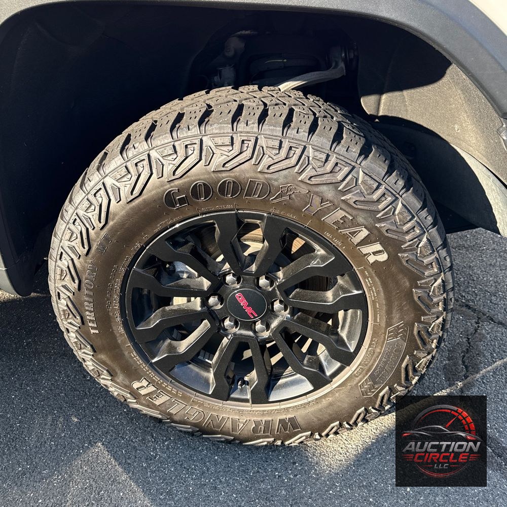 2023 GMC Sierra 1500 AT4X