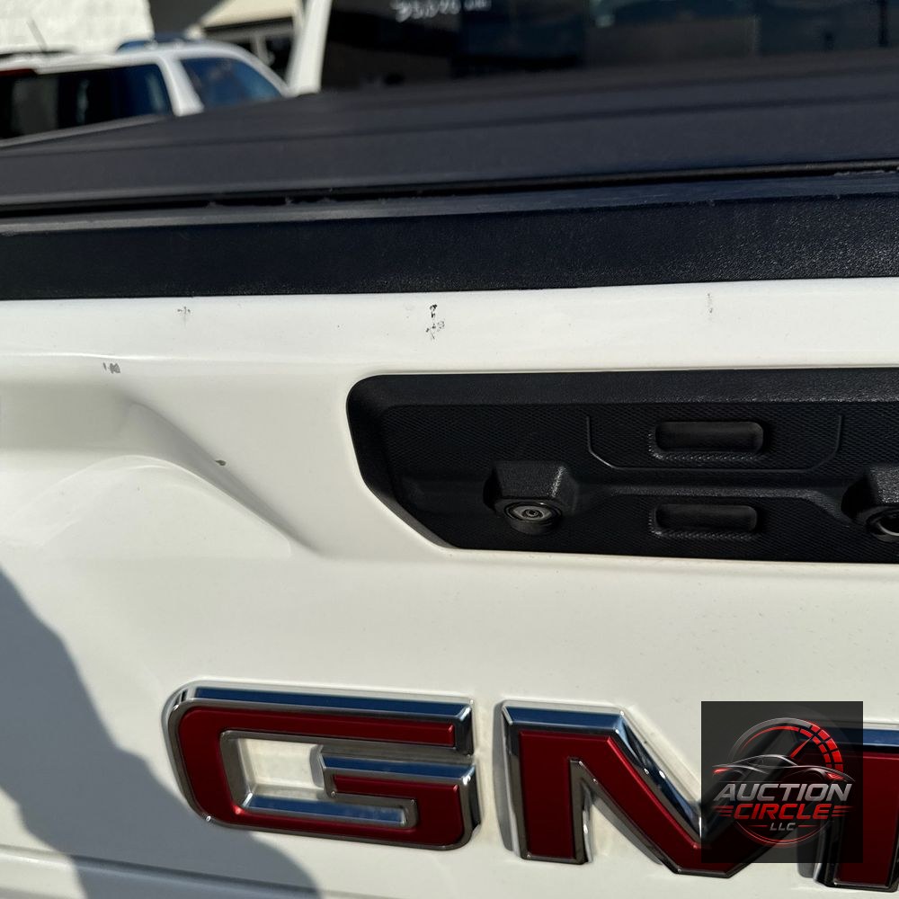 2023 GMC Sierra 1500 AT4X