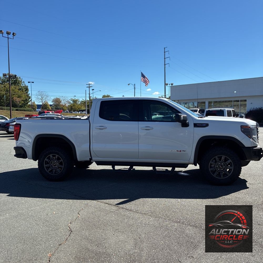2025 GMC Sierra 1500 AT4X