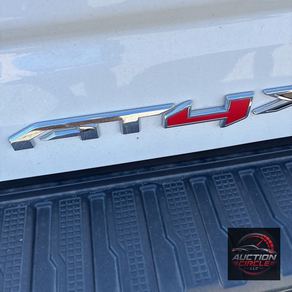 2025 GMC Sierra 1500 AT4X