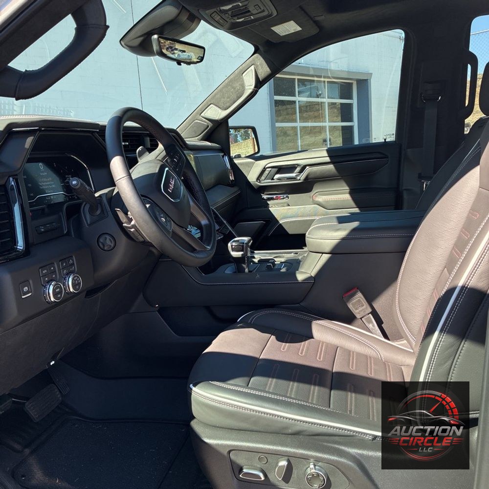 2025 GMC Sierra 1500 AT4X