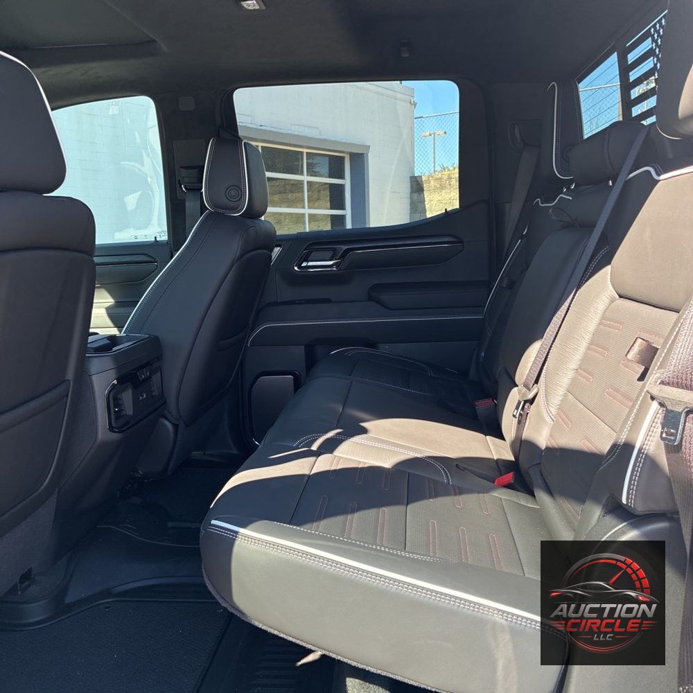 2025 GMC Sierra 1500 AT4X