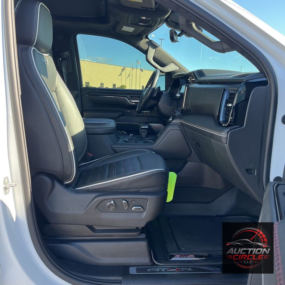 2024 GMC Sierra 1500 AT4X