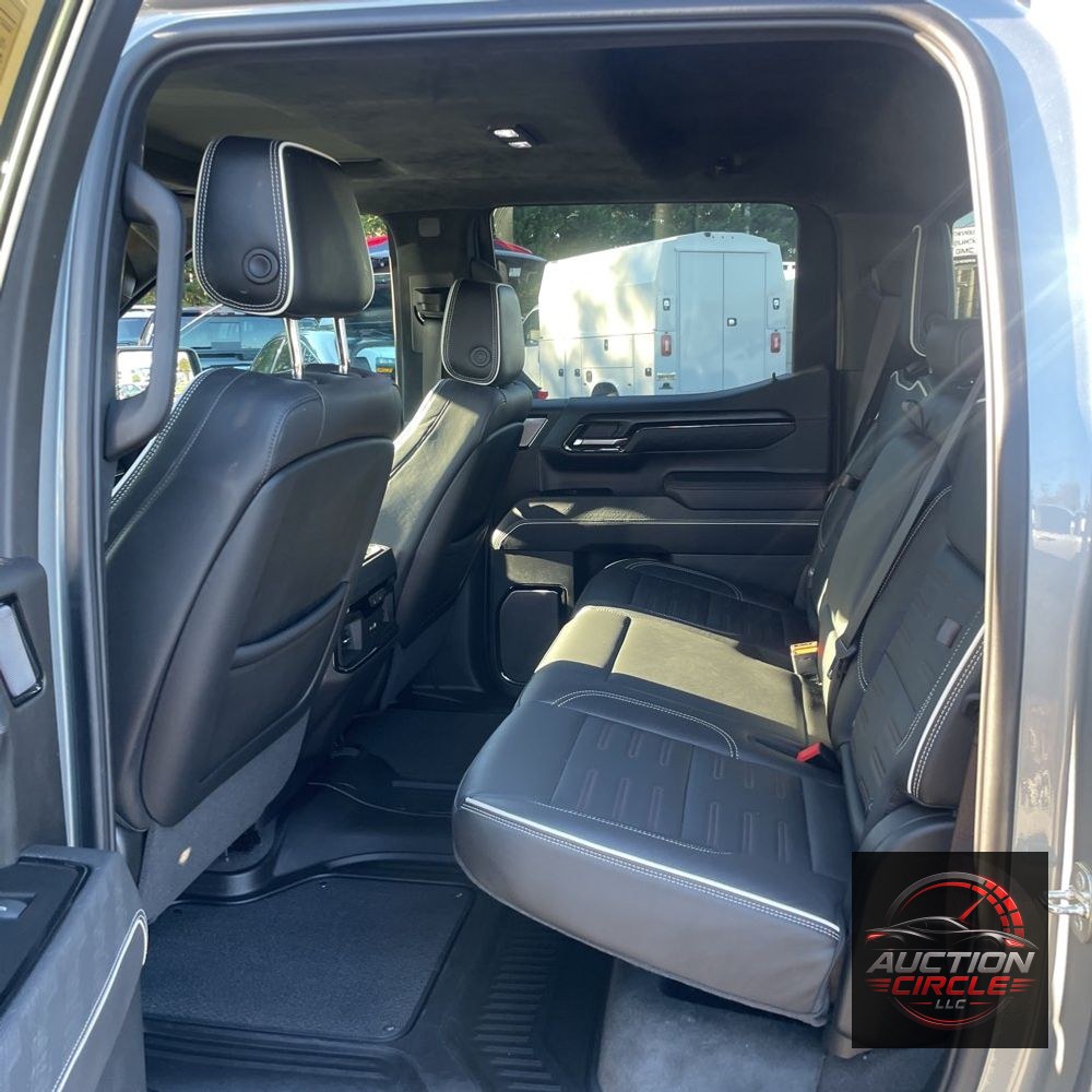 2024 GMC Sierra 1500 AT4X
