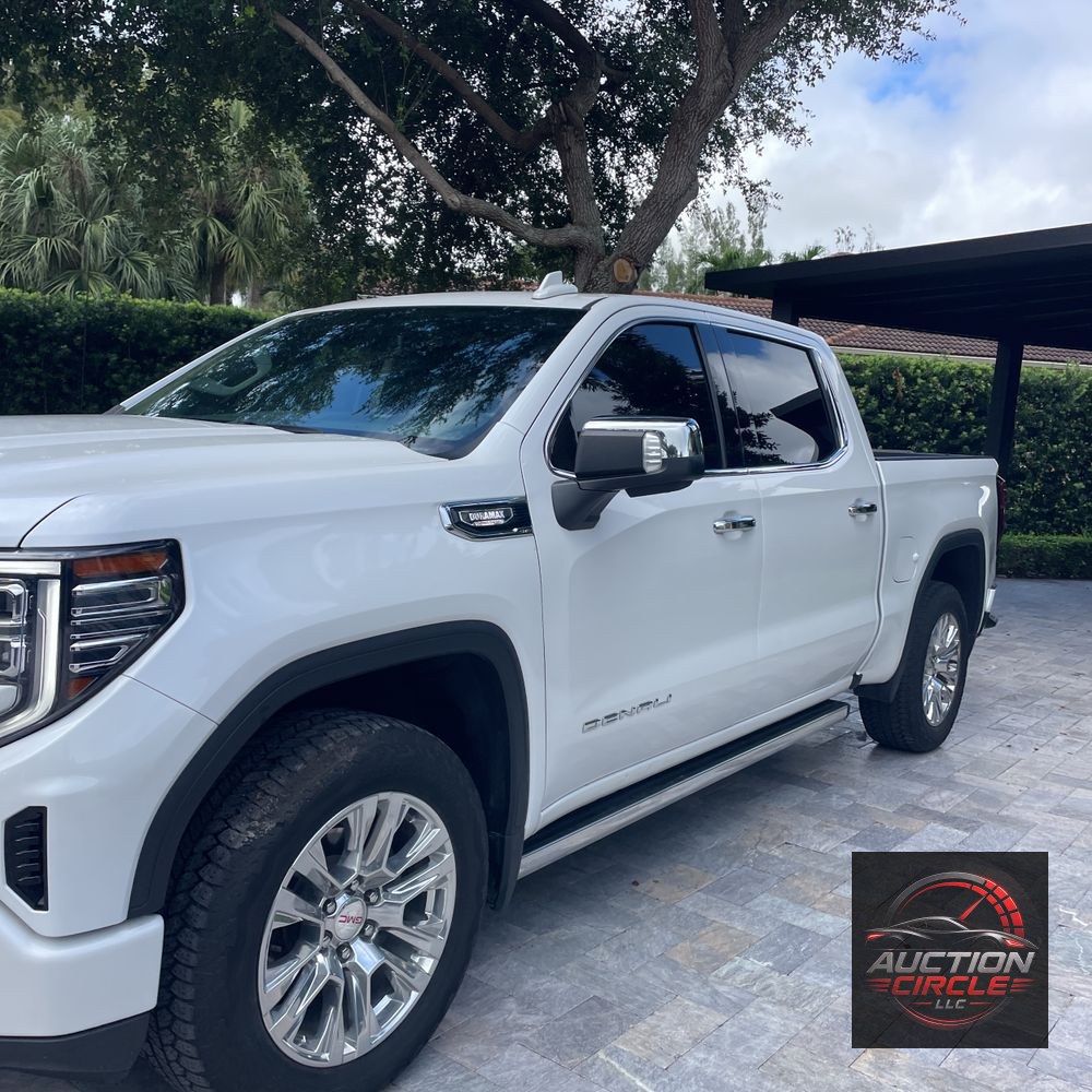 2023 GMC Sierra 1500 Denali