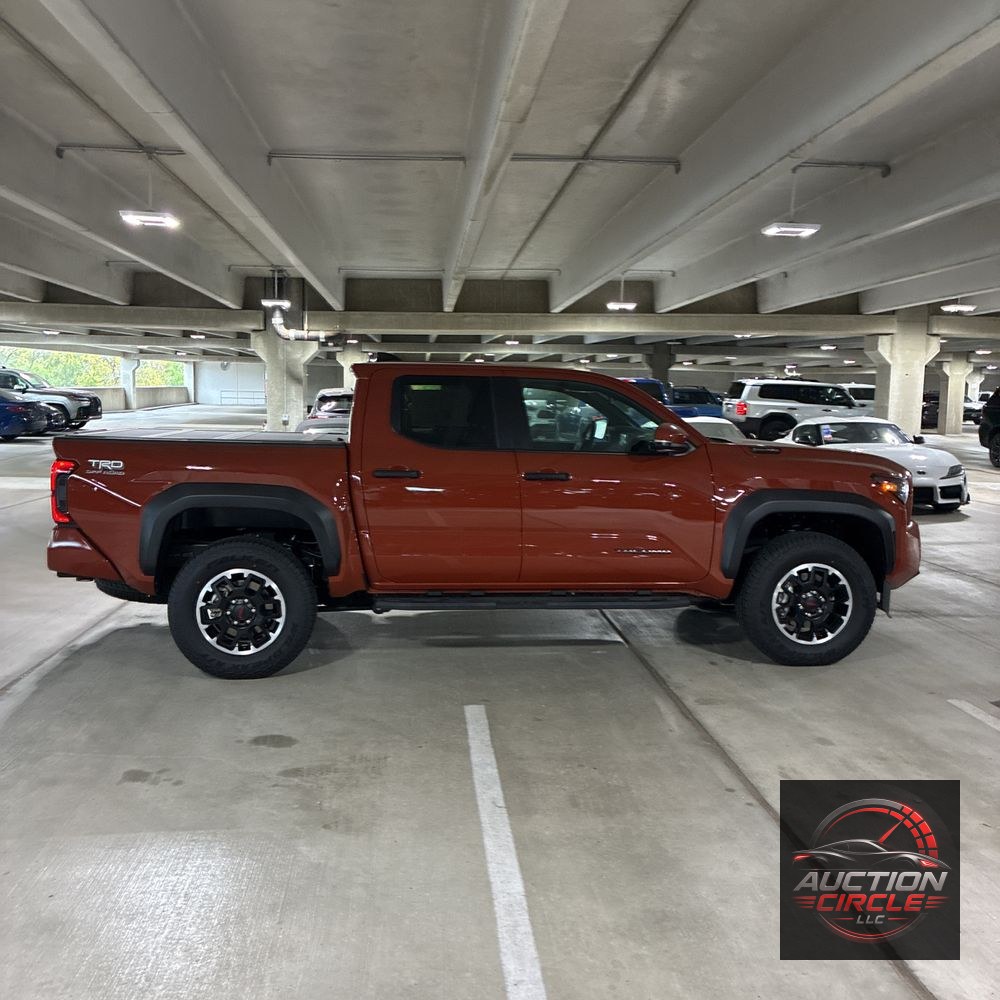 2025 Toyota Tacoma TRD Off-Road HV