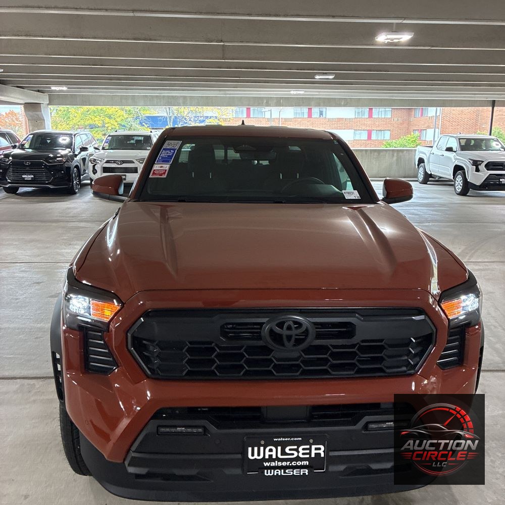 2025 Toyota Tacoma TRD Off-Road HV