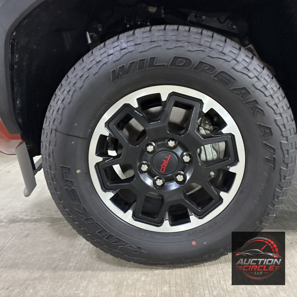 2025 Toyota Tacoma TRD Off-Road HV