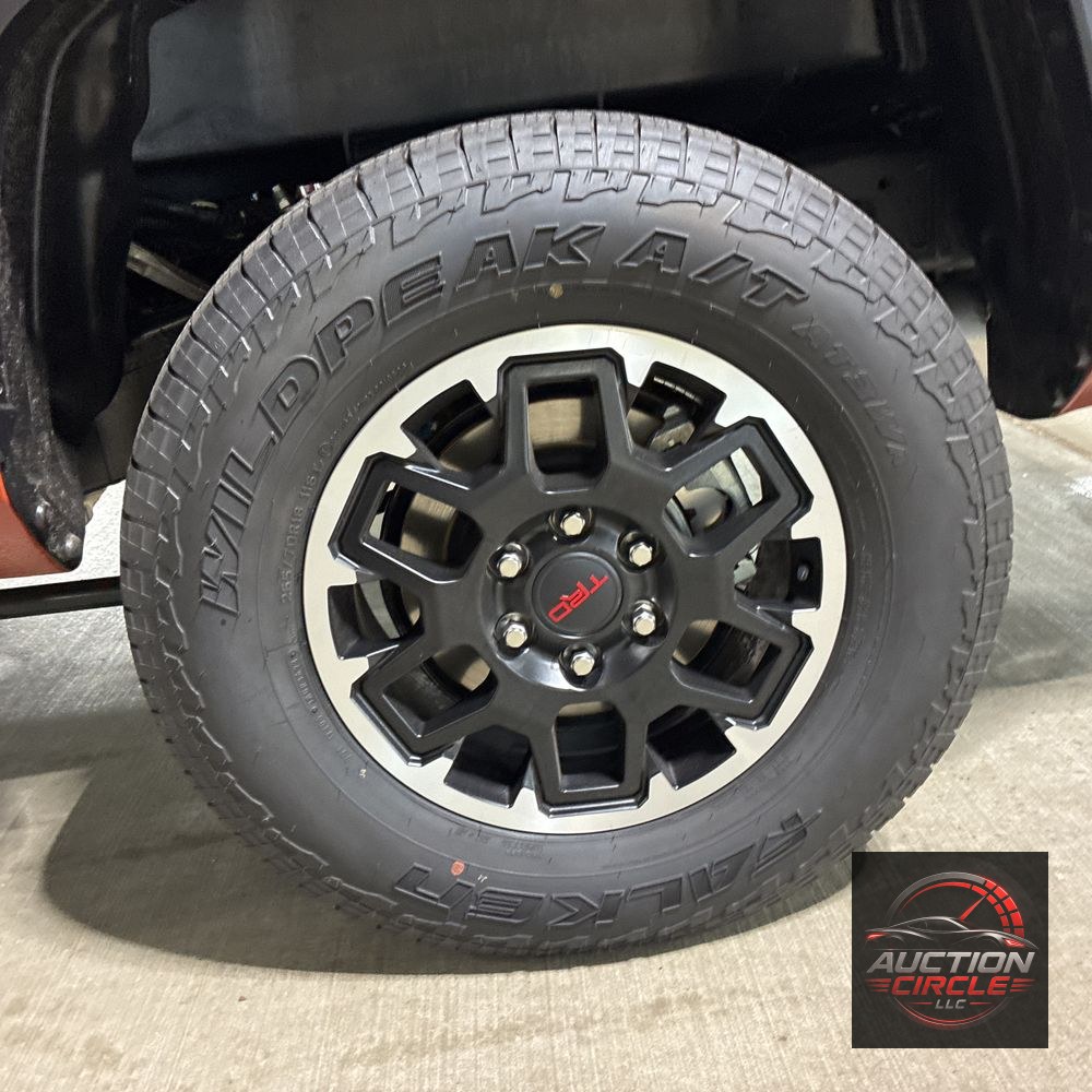 2025 Toyota Tacoma TRD Off-Road HV