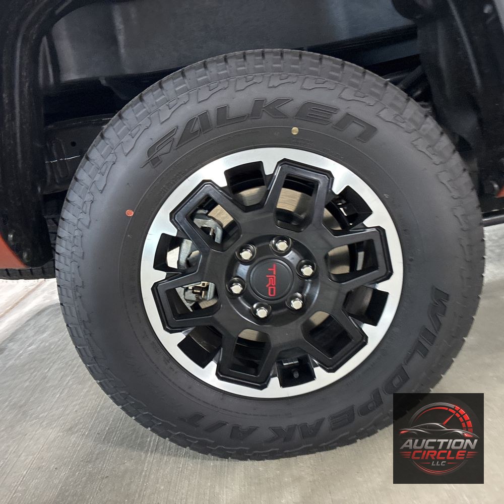 2025 Toyota Tacoma TRD Off-Road HV