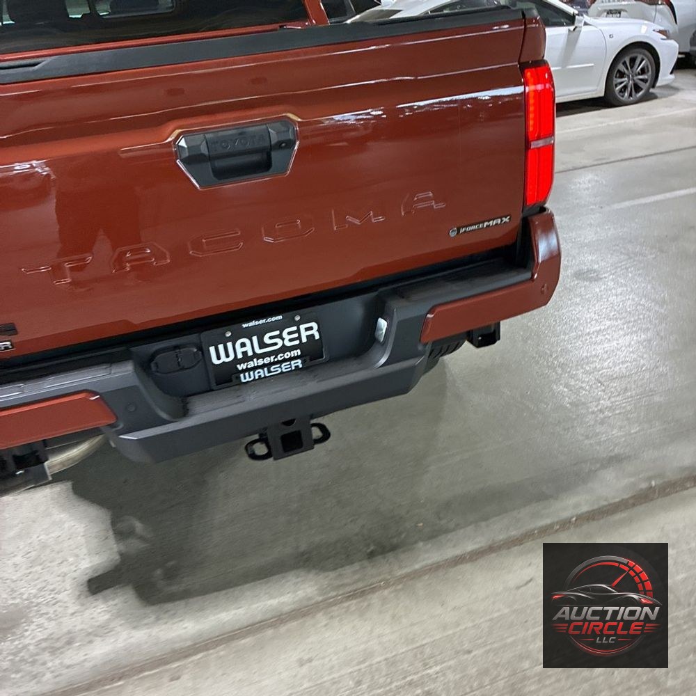 2025 Toyota Tacoma TRD Off-Road HV