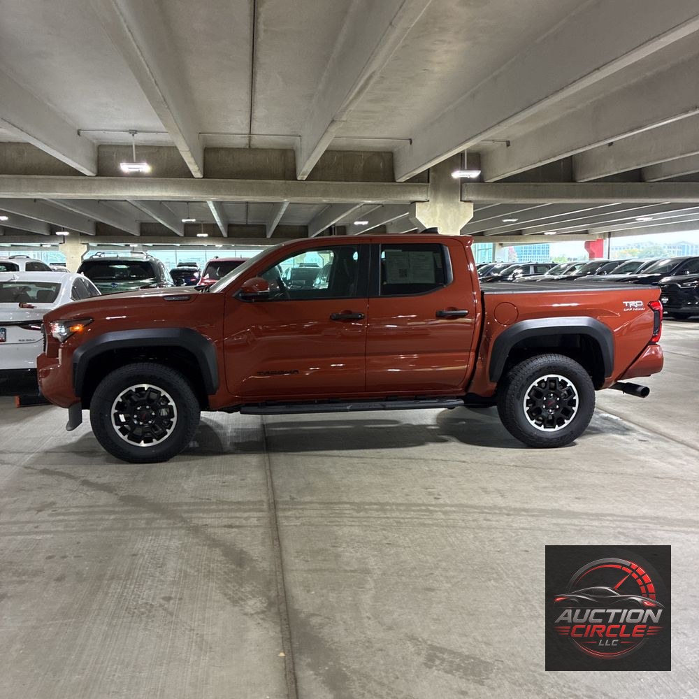 2025 Toyota Tacoma TRD Off-Road HV