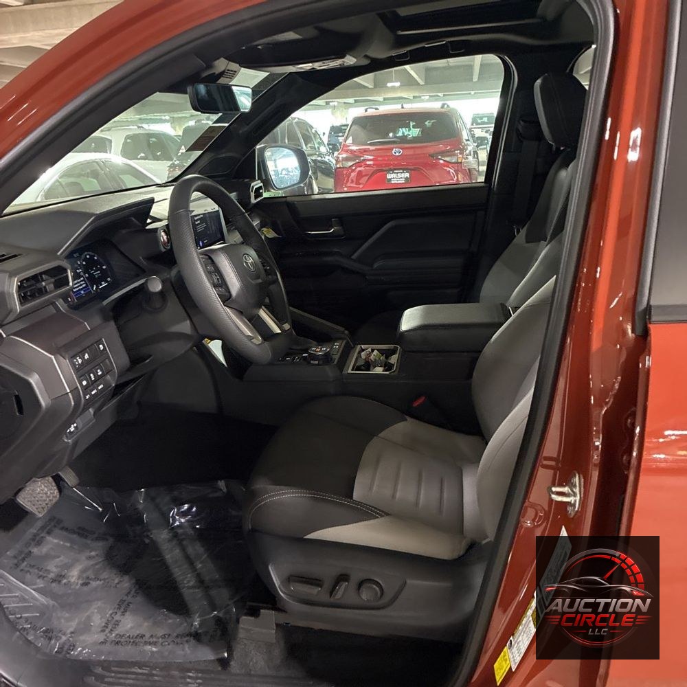 2025 Toyota Tacoma TRD Off-Road HV