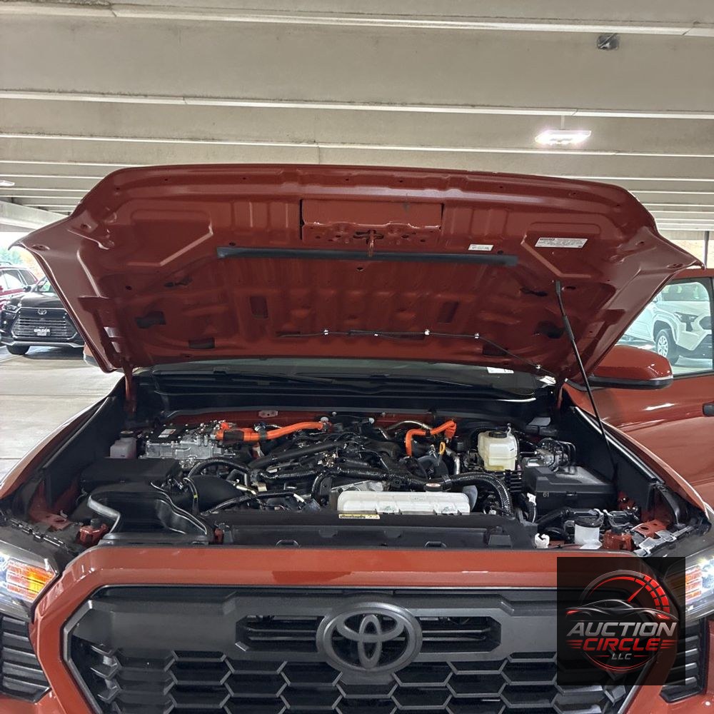 2025 Toyota Tacoma TRD Off-Road HV
