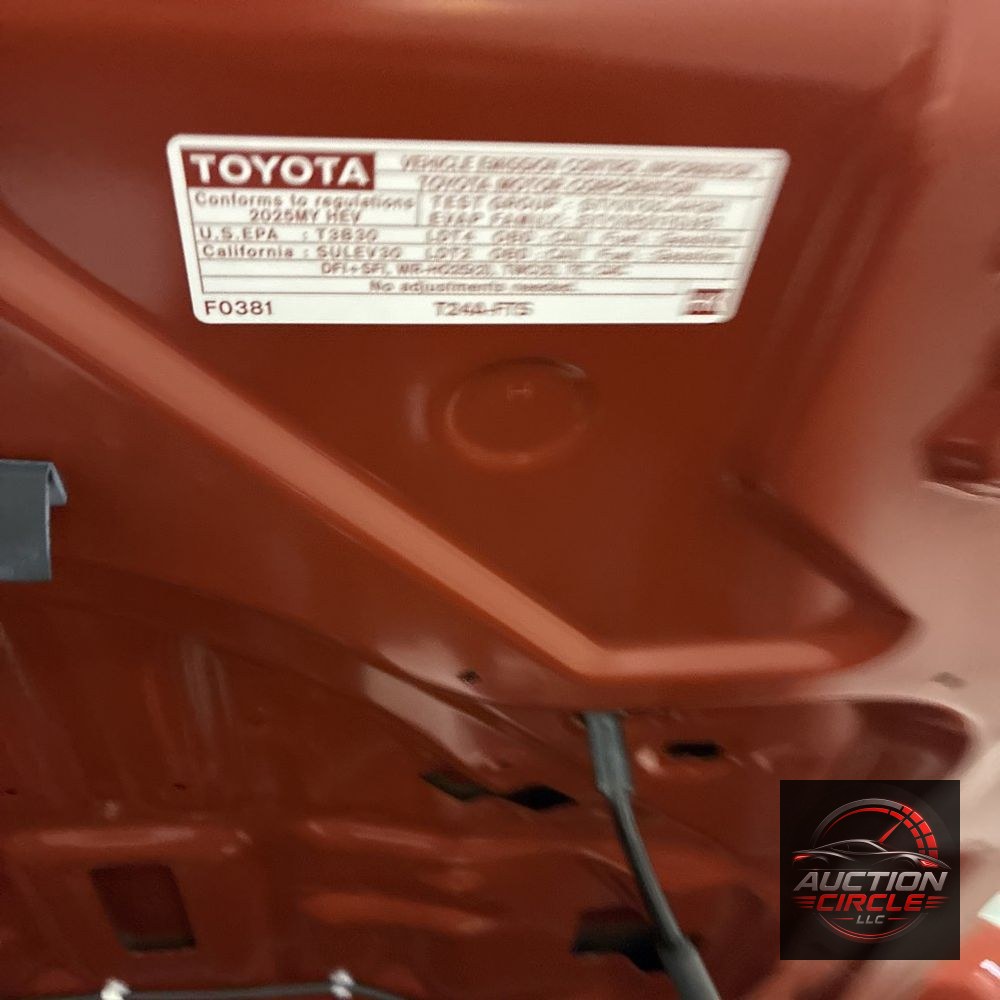 2025 Toyota Tacoma TRD Off-Road HV