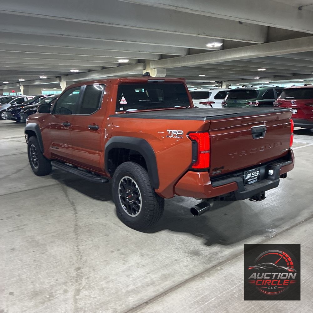 2025 Toyota Tacoma TRD Off-Road HV
