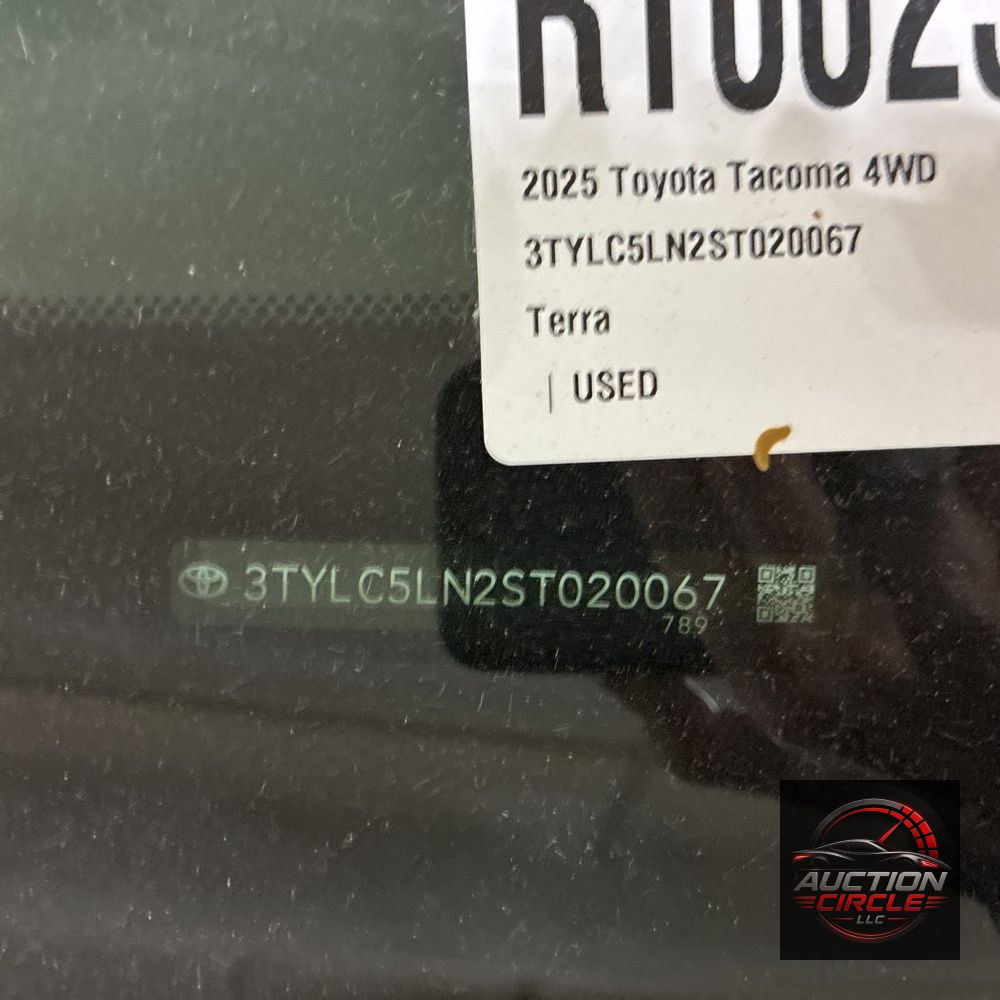 2025 Toyota Tacoma TRD Off-Road HV