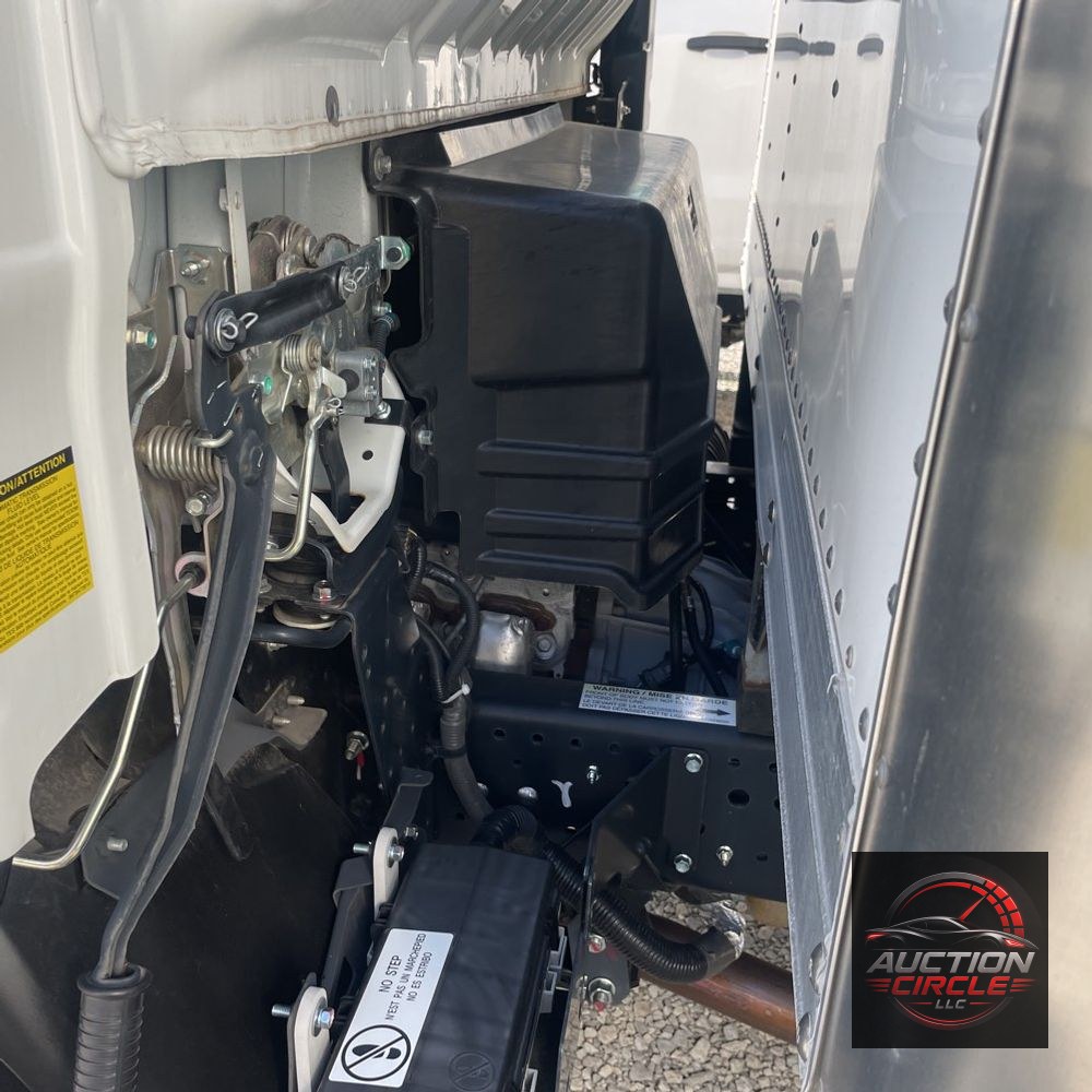 2024 Isuzu 5500 HG V8 Gas