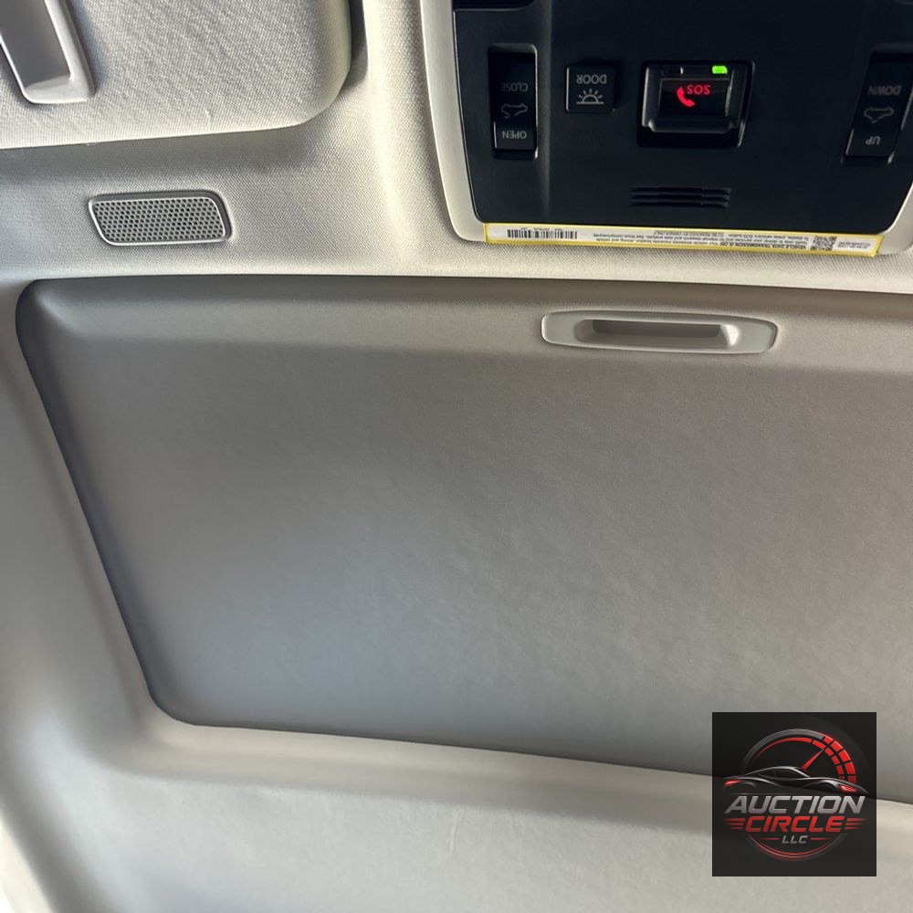 2025 Lexus ES 300h Base