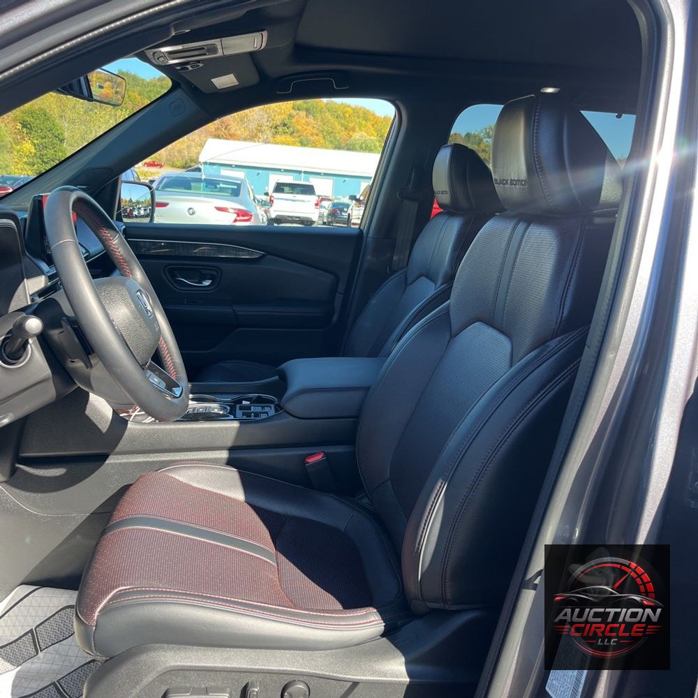 2025 Honda Pilot Black Edition