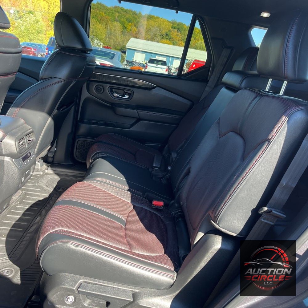 2025 Honda Pilot Black Edition